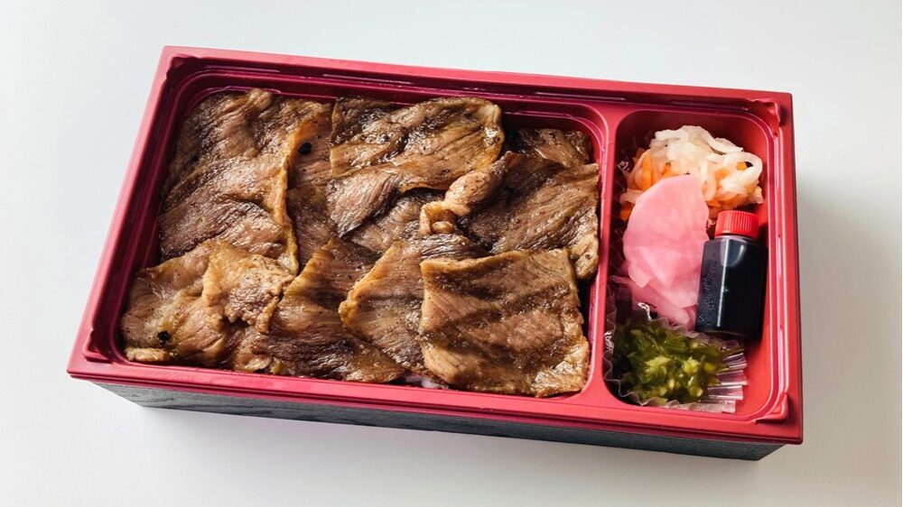 ひゃくまんぞく亭「能登牛焼きたて弁当」中身