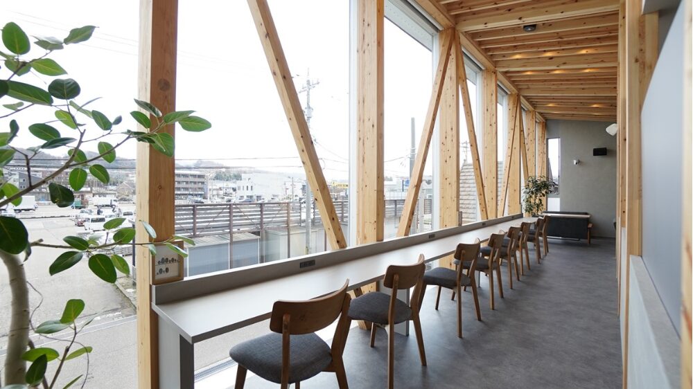 「サクラカフェテラス」2階