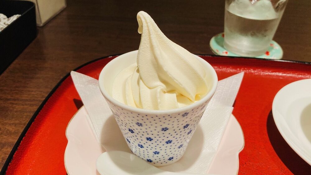 プチサイズの「ソフトクリーム」